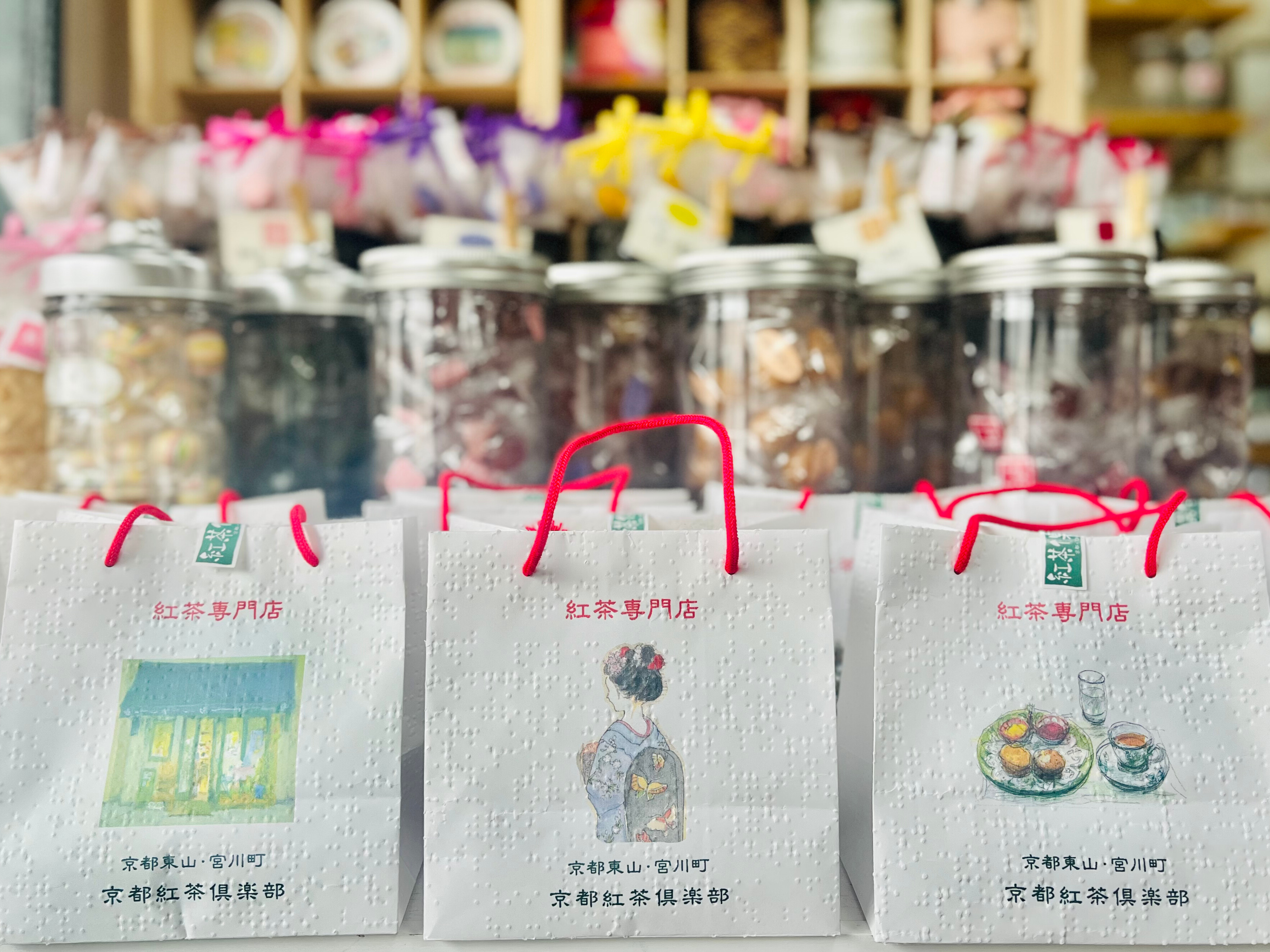 一人ひとりにぴったりの一杯を。「京都紅茶倶楽部」で過ごす、心ほぐれるティータイム 