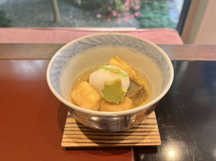 「なま麸と生ゆばのみぞれ椀」